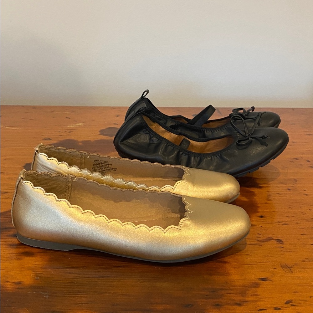 Size 5 and 5.5 ballet flat shoes (2) pair bundle gold and black slip on comfort